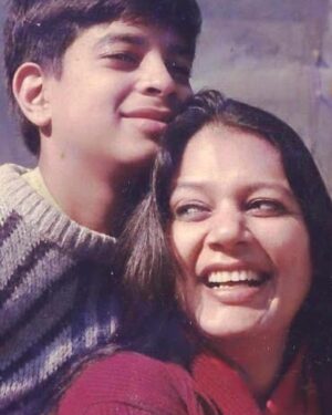 Tahir Raj Bhasin Instagram - Happy Mothers Day Ma 
thank you for being super amazing, always. ♥️🧿🫶🏼