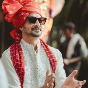 Tahir Raj Bhasin Instagram - Throwback to the Kerala wedding week #BhaiKiShaadi #Tbt