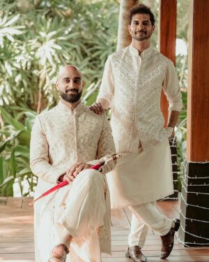 Tahir Raj Bhasin Instagram - दूल्हे का सेहरा✨🧿
Bhai ki Shaadi 
.
.
@mintblushdesigns @stylisttsahilgulati @niddhii_jain 
#TanMel #GreatIndianWeddings #Kerala