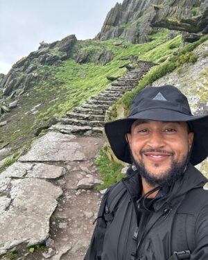 Tahj Mowry Instagram - Latitude: 51° 45' 59.99" N
Longitude: -10° 31' 59.99" W