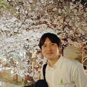 Taichi Masu Instagram - 🌸
桜というのは
見る人の気持ちによって
見え方が変わると言いますが

今年、とても綺麗な色に見えるのは、
ひとえにお世話になった方々のおかげです

#後輩アナたちのストーリーズに泣かされる
#理屈っぽくて余計な一言が多い先輩に
#優しく向き合ってくれてありがとう
#日テレアナウンス部は芯から温かい

#明日バンキシャ打合せで普通に汐留にいたらゴメン