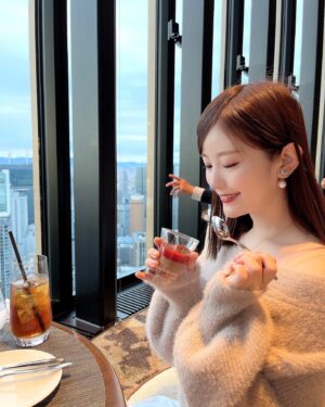 Takei Sara Instagram - 🍓🍫