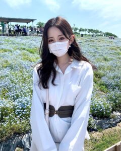 Actress Takei Sara HD Instagram Photos and Wallpapers September 2022