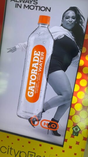 Tallie Brinson Instagram - Guess who’s the new face of @gatorade ❤️👑❤️👑 @thealiyajanell 💦