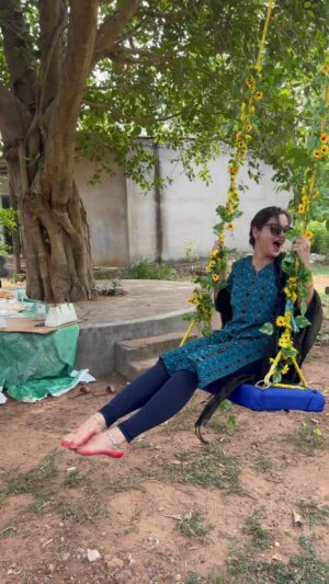 Tamanna Vyas Instagram - ରଜ ଅଭିନନ୍ଦନ 🎉🎈🥳❤️ 

Wearing- @odissithetradition 

#raja #rajacelebration❤️ #rajadoli #odia #culture #odisha #tamanna #tamannavyas