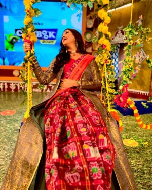 Tamanna Vyas Instagram - Happy Ending to Happy Raja Days 🌸🌸 

Saree - @itihaa_wovendreams 

#raja #rajafestival #rajasundari2024 #sidtharthtv #raja2024 #odiaculture #festival #odisha