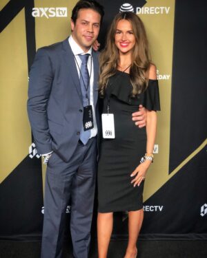 Tamara Duarte Instagram - #proudwife #supersaturdaynight #sbliii @vellamo_water