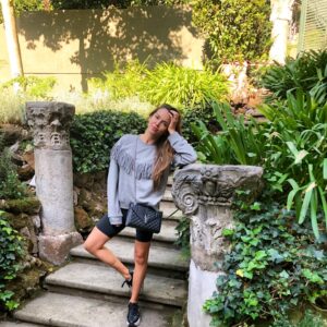 Tamara Duarte Instagram - Before social distancing 🙏🏼🇮🇹