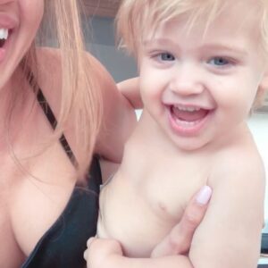 Tamara Duarte Instagram - With maverick going through his 9th leap, being very mobile, getting into EVERYTHING, and attached to all my extremities 24/7 demanding “up up up up up upupupupupup”... 😅
I had to think of creative solutions for getting things done! I.e cooking. I do one or all of the following:
1. I created his own cabinet! With safe tupperware, pots and pans for him to play with. (I glued the tupperware lid together with pasta inside. He loves shaking it! - Thanks for the idea Jen! ) 
2. Snuggle him up into a carrier and do all of the food prep. 
3.  After prep I take him out and we have a DANCE PARTY!! I give him my undivided attention❤️
4. I put him in the high chair with a snack as I sing,  dance 🎶 and finish up the hot portion of the dinner. 👼
Bam 💥 His happy, I’m happy and we get things done ✅ also loving my comfy track pants from @aritzia gifted by @bccstyle #momlife in style :)