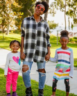 Tamberla Perry Instagram - I love it here. It is absolutely challenging at times and I am often so exhausted, but I would not change a thing. These girls are my everything!!❤️❤️❤️

@hereiskevindouglas helped make them!! Give him his flowers!😂😂😂😂

📷 @melissablueward thank you so much for the captures
@keenastar thank you so much for the gift of @melissablueward 

#Charlie #Frankie #MomOf2 #MamaBear #mylittles