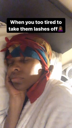 Tamberla Perry Instagram - We gotta stop this ladies!😂 Sleep won on this night!
Me last night after @edawkins and @adawk54 @sacreddesk concert!!

#lashes #selfcare #sleepwon #reelsinstagram #lashesoff