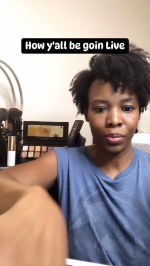 Tamberla Perry Instagram - It be taking 20 minutes for y'all to start the conversation!😂
 
@yeti 
@anastasiabeverlyhills 

#vlogger #vloglife #goodbye #funny #jokes #comedy #nomakeup #thelies #reelsinstagram #naturalhair #curlsforthegirls #yeti