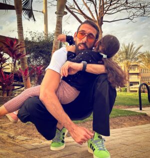Tamer Hashem Instagram - علشانك أنا قادر اكمل 🤍💪😘 

📸 @nabilelshazlyy