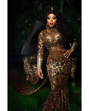 Tamisha Iman Instagram - The Queen is HOME 👑 

Location: @cultureexperienceatl_
Wardrobe: @tamisha_iman
Model: @tamisha_iman
Hair: @kthestylistb
Makeup: @makeupsurgeon
Photographer: @iroqphotography
#IMANDYNASTY #IMANPOWER #rupaulsdragrace
#comingtoamerica