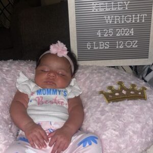 Tammy Jackson Instagram - Meet my beautiful great-niece Kailah 🩷