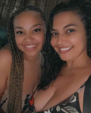 Tammy Jackson Instagram - Happy National Daughters Day 
💜🩷💜🩷💜🩷
