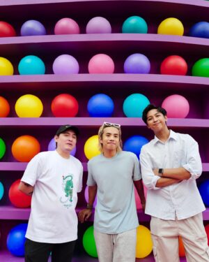 Tan Jian Hao Instagram - How many balls do you see in the picture?