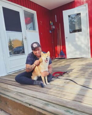 Tania Larsson Instagram - A year ago today we brought this sweet puppy home with us thanks to @razellebenally

She has completely changed our life for the better and made us a family.

We finally created her own account so that we can share all her adventures with you. And if you have pictures with her that you would like to share you can email it at Phezuta@gmail.com

Happy Adogtion Anniversary @Phezuta we are so happy we get to share our lives with you 🥰

#shibainu