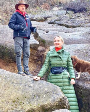 Tanja Ribič Instagram - I send you love from the sacred place.  Happy 2023 @drsemirosmanagic @bosnian.pyramid @parkravne2 #pyramidtrail