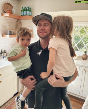 Tanner Novlan Instagram - Happy Birthday to the best godfather