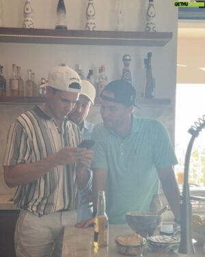 Tanner Novlan Instagram - Still in 🇲🇽