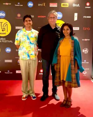 Tannishtha Chatterjee Instagram - Was such a pleasure moderating the Q n A of a very significant film @whilewewatched at @mumbaifilmfestival with director #vinayshukla n @ravishkumar.official  The  session ended past midnight and yet people were not ready to leave. What an inspiring level of engagement.  Styled by @simran_wadhwani  Dress @forever21_in  Jacket @stereoclothingbynikita  Earrings @theetherealstore_.  Thanks for the pictures @thebombaywalla