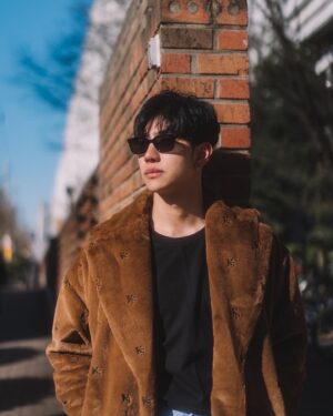 Tanutchai Wijitvongtong Instagram - Too cold❄️