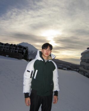 Tanutchai Wijitvongtong Instagram - My 27th🎂

@theskiproject @theholidayproject.co #skyeniseko #experienceniseko #niseko