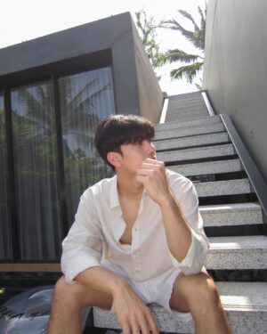 Tanutchai Wijitvongtong Instagram - Meet me at the shore🏝️