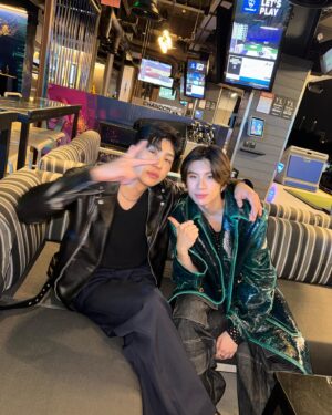 Tanutchai Wijitvongtong Instagram - Good to see you bro❣️ @tytan.t 
#LOfficielHommesxTopgolf