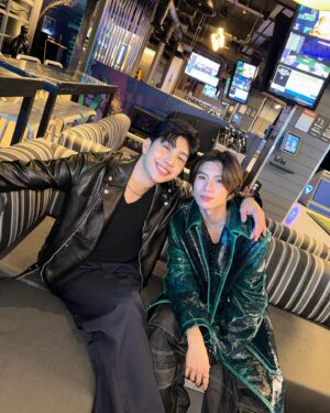 Tanutchai Wijitvongtong Instagram - Good to see you bro❣️ @tytan.t 
#LOfficielHommesxTopgolf