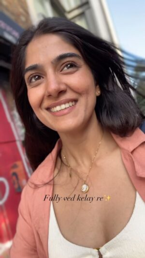 Tanvi Malhara Instagram - Fully ved ha! What is this behaviour?😭

#ved #mad #madlyinlove #reels #tanvimalhara #marathi #couples #relationshipgoals #relationships #couplegoals #life #prem
