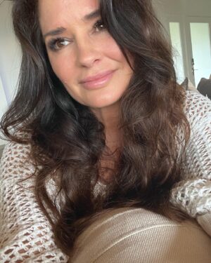 Tanya Memme Instagram - "In the quiet moments, amidst the chaos of life, there's an undeniable magic. 🌌 Take a moment to pause, breathe, and find that silent magic within. For in stillness, we discover the infinite possibilities of our own hearts. "Deep within us lies an innate wisdom, a guiding force. We are our own healers, mending the intricacies of mind, body, and spirit. Trust your journey, for the answers you seek are already within. It’s where the mind finds clarity, the body discovers rest, and the spirit reconnects with its essence. Embrace the transformative power of stillness. 🌿 #MeditativeHealing #JourneyWithin” 🌟 #InnerWisdom #HealFromWithin" 💖 #MagicInStillness #SoulWhispers"