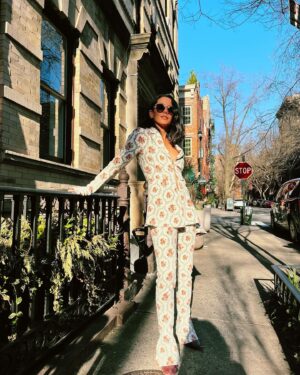 Tara Macken Instagram - MARCH PHOTO DUMP 🎞️ month was filled with moments in LA, Utah, NYC and Miami with these fabulous people 💕
-

#photodump #march #lifelately #nuuly 
Styled by @nuuly