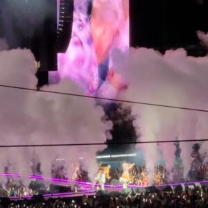 Tara Setmayer Instagram - If you’ve never seen @Pink live, you’re missing out. She’s absolutely phenomenal!
I’ve seen her 2x. 
Not only does she literally fly around the stadium, this time she did it in the rain. 
She’s so bad ass. I 🫶🏼her!
