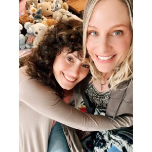 Tara Spencer-Nairn Instagram - Well that is a W R A P !!!! 

WE DID A THING!!!! 

This was a special one. We read this script during the initial COVID lockdown - which feels like a million years ago. I had to let her go for a while - but whatever is meant for you will be for you. 

I mean it when I say it - this project has changed my DNA. It challenged me as a human and as an artist and I was met with the most loving, supportive, creative, passionate humans I have ever had the privilege to work with.  Thank you thank you thank you thank you. 
#homefreemovie @federgreenent @luckydimefilms @filmcoop_inc 
@avifedergreen @michellenolden @thisisnataliebrown @jills_objets @artocrat8 @reveneshen