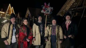 Taras Stadnytskyi Instagram - не знаю, чи були у вас сьогодні вже соцмережні посівальники (крім відкриток в вайбері 🤭)

але в моєму дитинстві двері на Василя були відкритими цілий день, тому...
будьте люди гонорові - давайте на ЗСУ гроші електронні й паперові!

торба для грошей та гостинців тут https://send.monobank.ua/jar/A52KHv2WQy