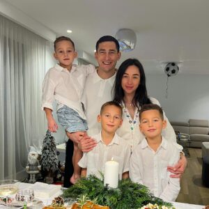 Taras Stepanenko Instagram - З Новим Роком, Україно🎄 🇺🇦❤️