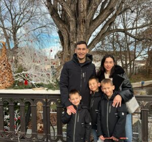 Taras Stepanenko Instagram - Merry Christmas✨🎄❤️