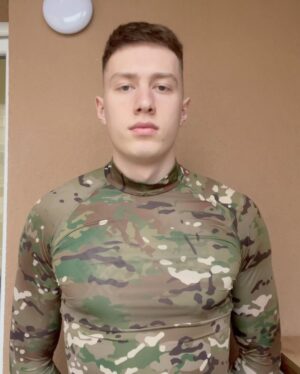 Taras Stepanenko Instagram - Молодий футболіст Шахтаря, Володимир Сегеда, призупинив спортивну кар’єру, щоб захищати Україну🇺🇦
Його бригада НГУ бореться зараз проти окупантів на Куп’янському напрямку🥷

Ми запускаємо благодійний аукціон на підтримку сил оборони та підрозділу @segedavl !
Наша ціль - разом зібрати 500 000 грн. на розвідувальні дрони та пікап🤝

Загалом розігруємо 10 унікальних лотів:
👕 5 наших футболок Шахтаря з автографами всієї команди
👟 4 пари бутс Степаненка, Судакова, Сікана, Бондаренка з автографами 
🧤 1 пара рукавичок Пятова з автографом

Участь в аукціоні бере кожен, хто зробить донат від 100 грн на монобанку створену @povoroznyuk_dmytro 👍
Посилання на аукціон в шапці профілю☝️
Чим більший донат - тим більше шансів на перемогу.
Тобто 1000 грн і твоє ім’я у списку учасників розіграшу - 10 разів.
Будь-ласка, вказуйте номер телефону або емейл в коментарі до переказ, щоб ми могли зв‘язатися з вами📱

❗️За 50 000 ти ГАРАНТОВАНО отримаєш будь-який із лотів

Переможці будуть визначені рандомно 18 лютого👋
Давайте разом допоможемо українським захисникам🤜🤛