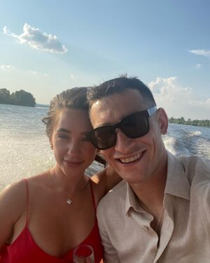 Taras Stepanenko Instagram - Я тебе Кохаю❤️❤️❤️ @m_stepanenko