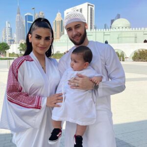 Tarek Benattia Instagram - Eid moubarak a tous la famille🙏🏻🔆