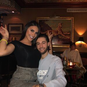 Tarek Benattia Instagram - Fin de 2018 !!! Bonne année à vous tous que du bonheur pour votre année 2019 c’est Léger 🏴‍☠️🧨 #Kalmer