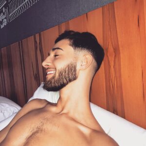 Tarek Benattia Instagram - Grand sourire dès le matin c’est pas tout les jours 😂👍🏼