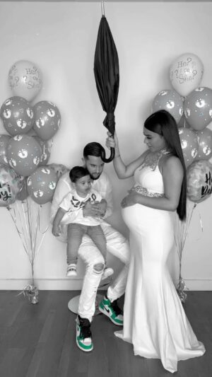 Tarek Benattia Instagram - IT’S A …. 💙💖

IT’S A GIRL !!! 💖💖💖💖💖 
Après avoir attendu un long moment Tarek à enfin pu connaître le sexe de notre enfant aujourd’hui le jour de l’Aïd 😍 Notre coeur est comblée notre famille est complète ! 
Notre fille tu va arriver pour notre plus grand bonheur. Liaam , papa et maman t’attendons avec impatience pour venir remplir notre cœur de bonheur Al Hamdoullilah 🤲🏻💖🥹 #genderreveal  #babyshower  #babygirl