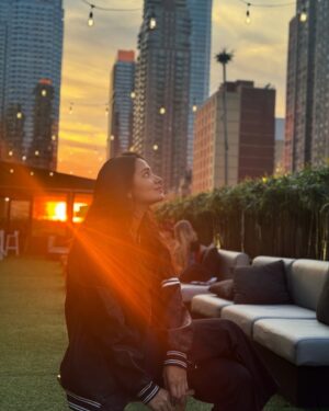 Tasnia Farin Instagram - Never rarely sometimes always