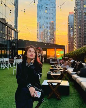 Tasnia Farin Instagram - Never rarely sometimes always