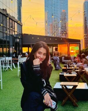 Tasnia Farin Instagram - Never rarely sometimes always