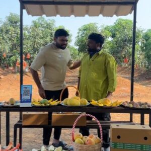 Tasty Teja Instagram - Mango 10 Rupees very reasonable price 

#tastyteja #hungryindians #BiggBoss7Telugu #ownvoices #funnyvideo