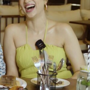 Tasty Teja Instagram - Thank you @shraddhadas43 mam for making our video so beautiful with your pleasant Smile 😊 
Good luck @directorsanty bro for your ParijathaParvam Movie 🍿 

Parijatha Parvam Movie releasing on April 19th
Awesome food from @frydo_foods definitely must try Andhra & Mexican mixed Cusine 

#shraddhadas #tastyteja #santosh #frydofoods #BiggBoss7Telugu #lunch #parijathaparvamonapril19
